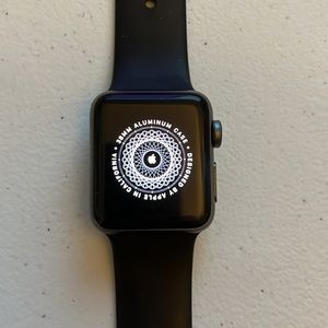 Apple Watch (iWatch) Series 2 38mm Aluminum Case w/charger